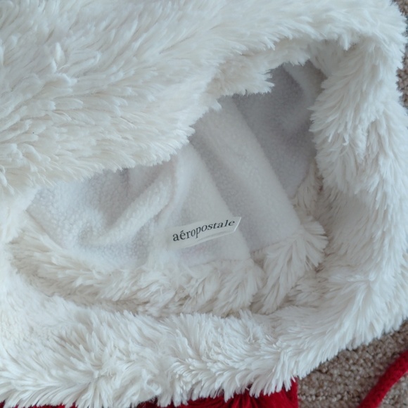 Aeropostale Hat and Scarf Set - Picture 3 of 4